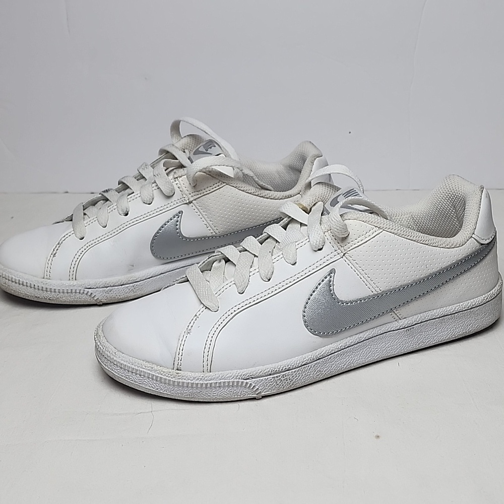 Nike Court Royale Sneakers Women 6.5 Youth 5